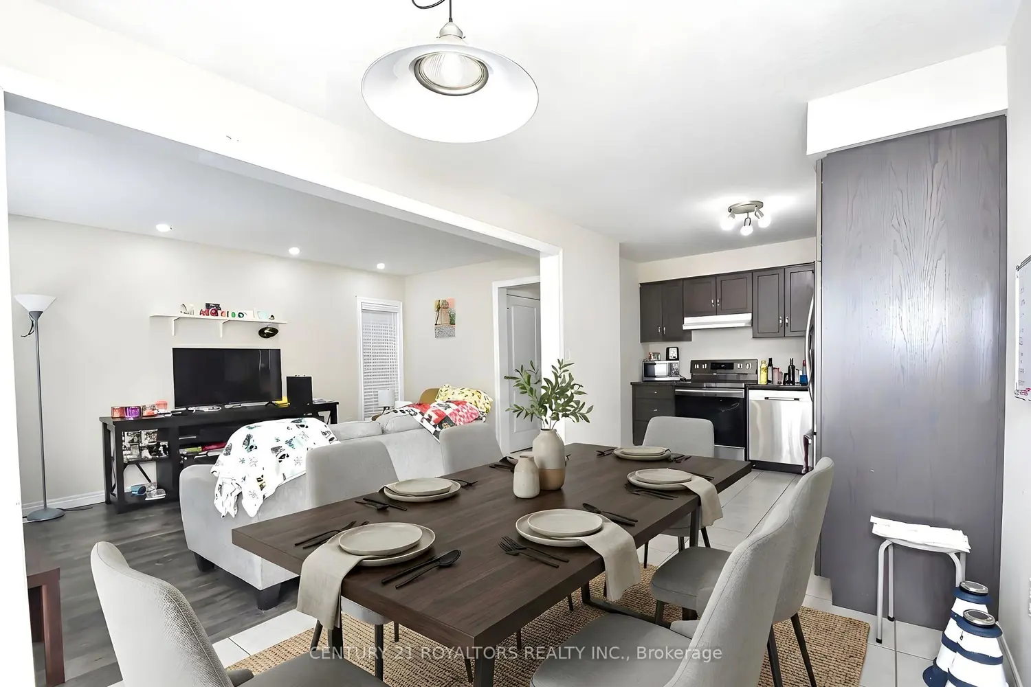 Additional image 6 of 1584 Dunkirk Avenue