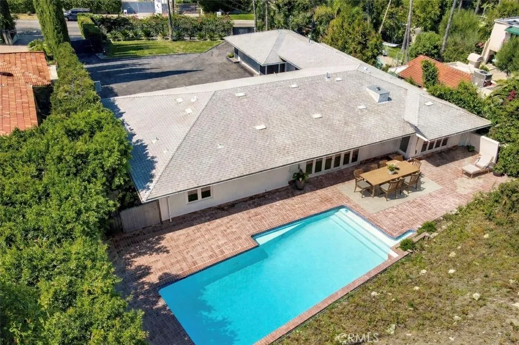 Additional image 28 of 4450 Hayvenhurst Ave, Encino, CA 91436