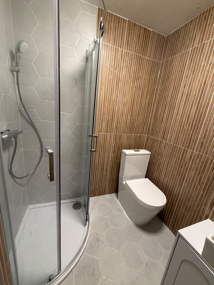 Additional image 8 of Room in a Shared Flat, Great Western Road, W11, N1 7GU