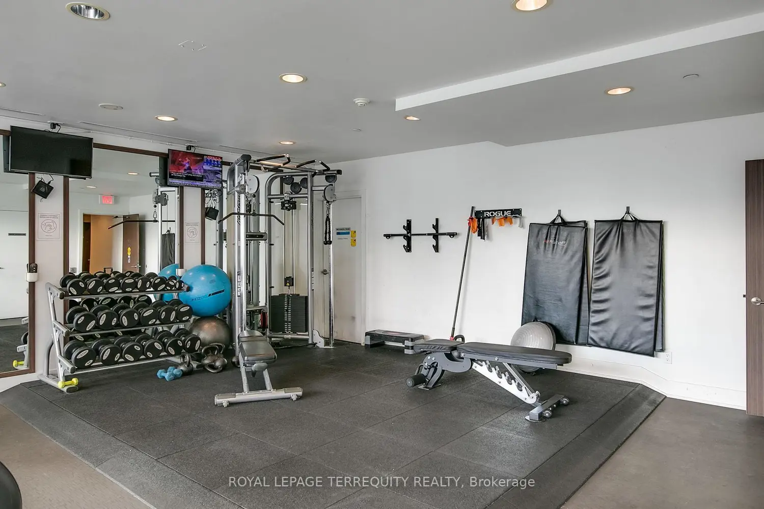 Additional image 12 of 560 King Street 523