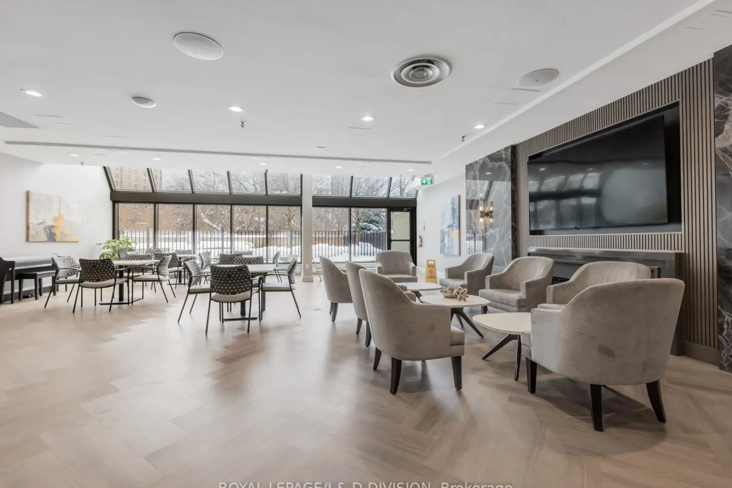 Additional image 18 of 5444 Yonge Street 212