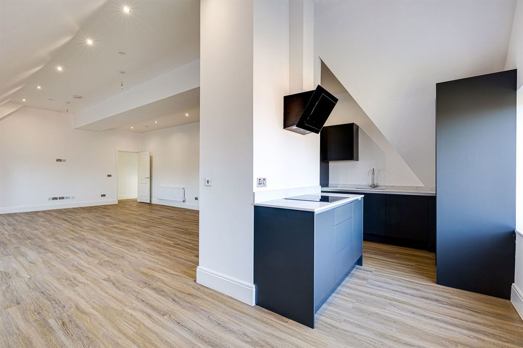 Additional image 18 of 3 bed flat for saleFerma Lane, Great Barrow CH3