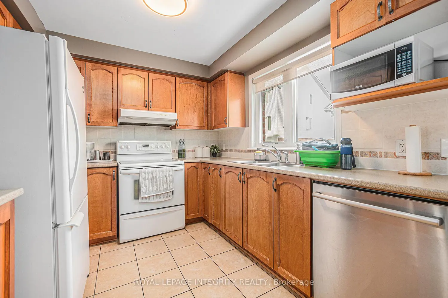 Additional image 7 of 1512 Walkley Road 42