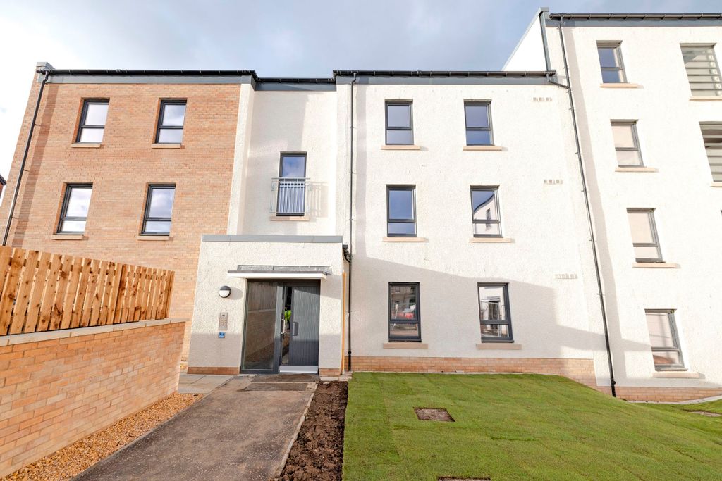 Additional image 3 of 1 bed flat for saleFlat 51 Canal Quarter, Winchburgh EH52