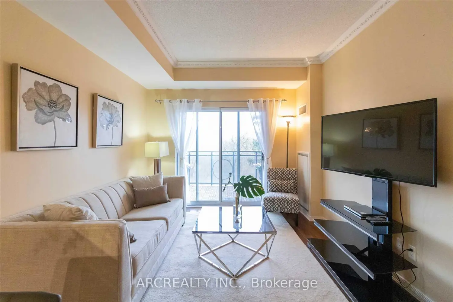 Additional image 9 of 8 Maison Parc Court 313