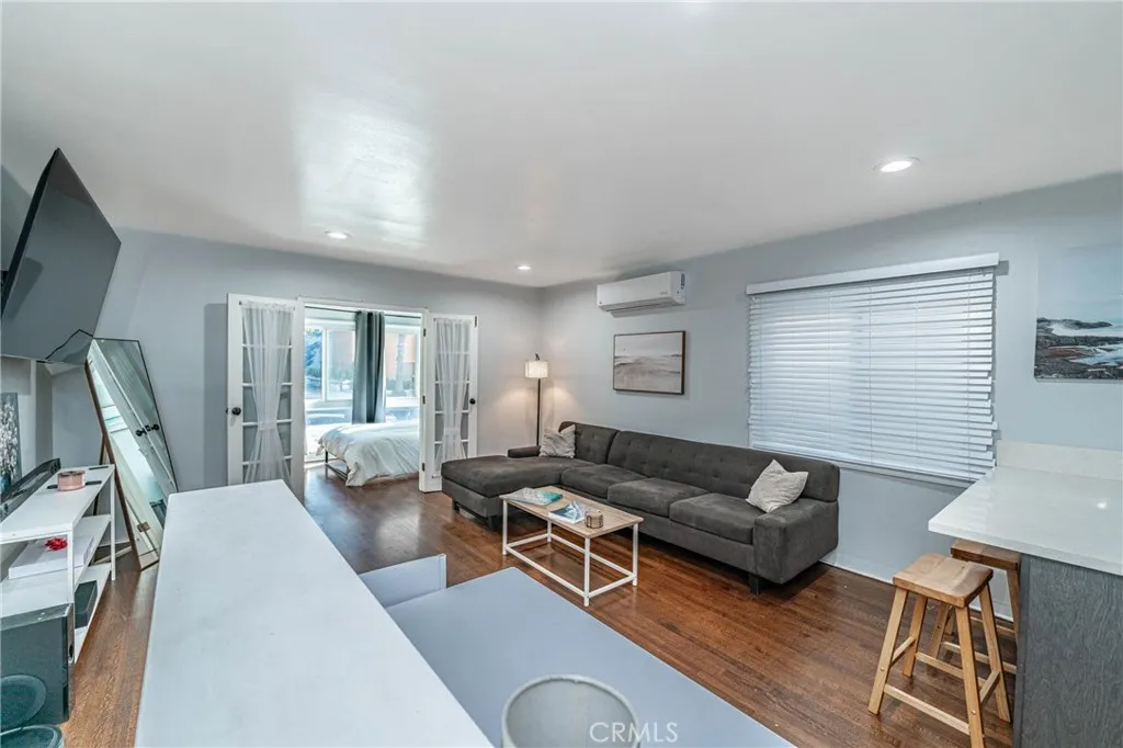 Additional image 59 of 325 Cedar Ave, Long Beach, CA 90802