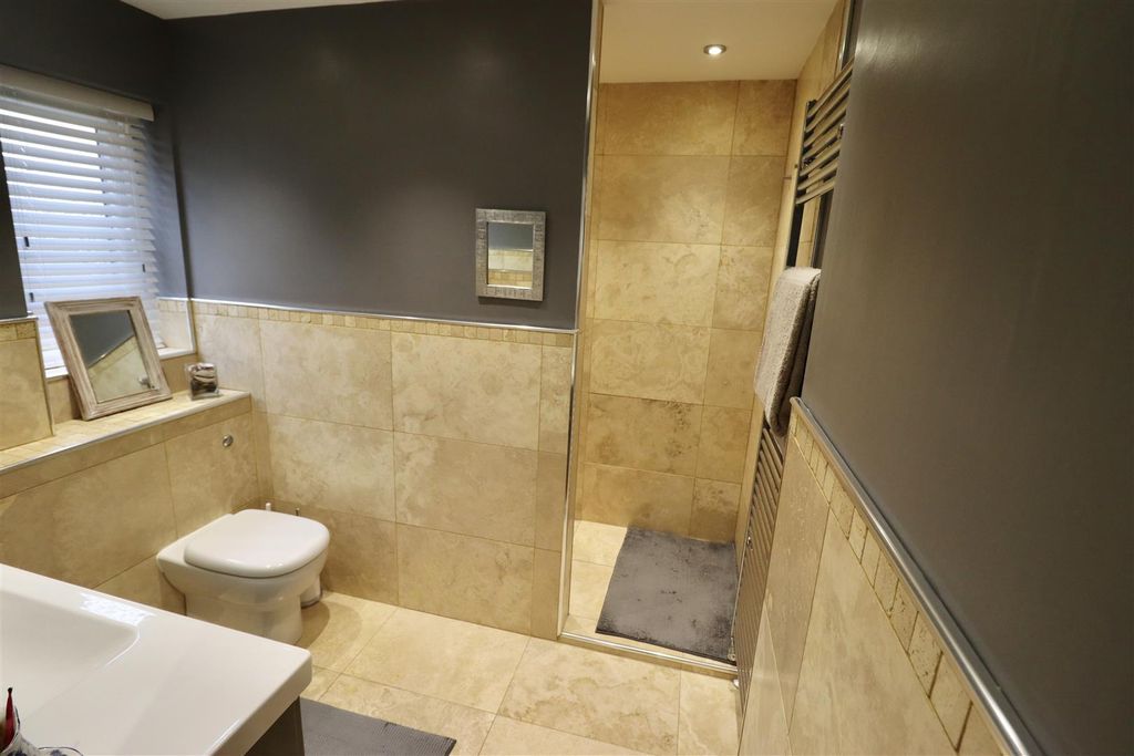 Additional image 12 of 4 bed property for saleThe Gables Paddock, Eastrington, Goole DN14