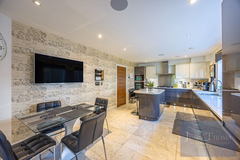 Additional image 8 of 4 bed flat for saleManor Road, Chigwell IG7
