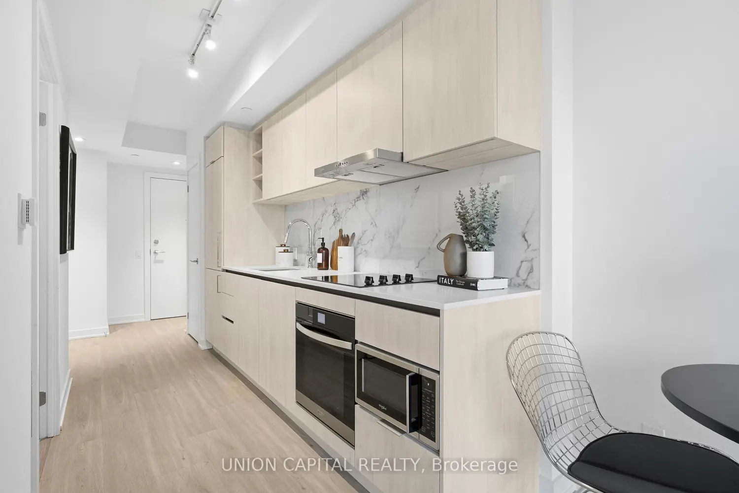 Additional image 9 of 8 Wellesley Street 4308