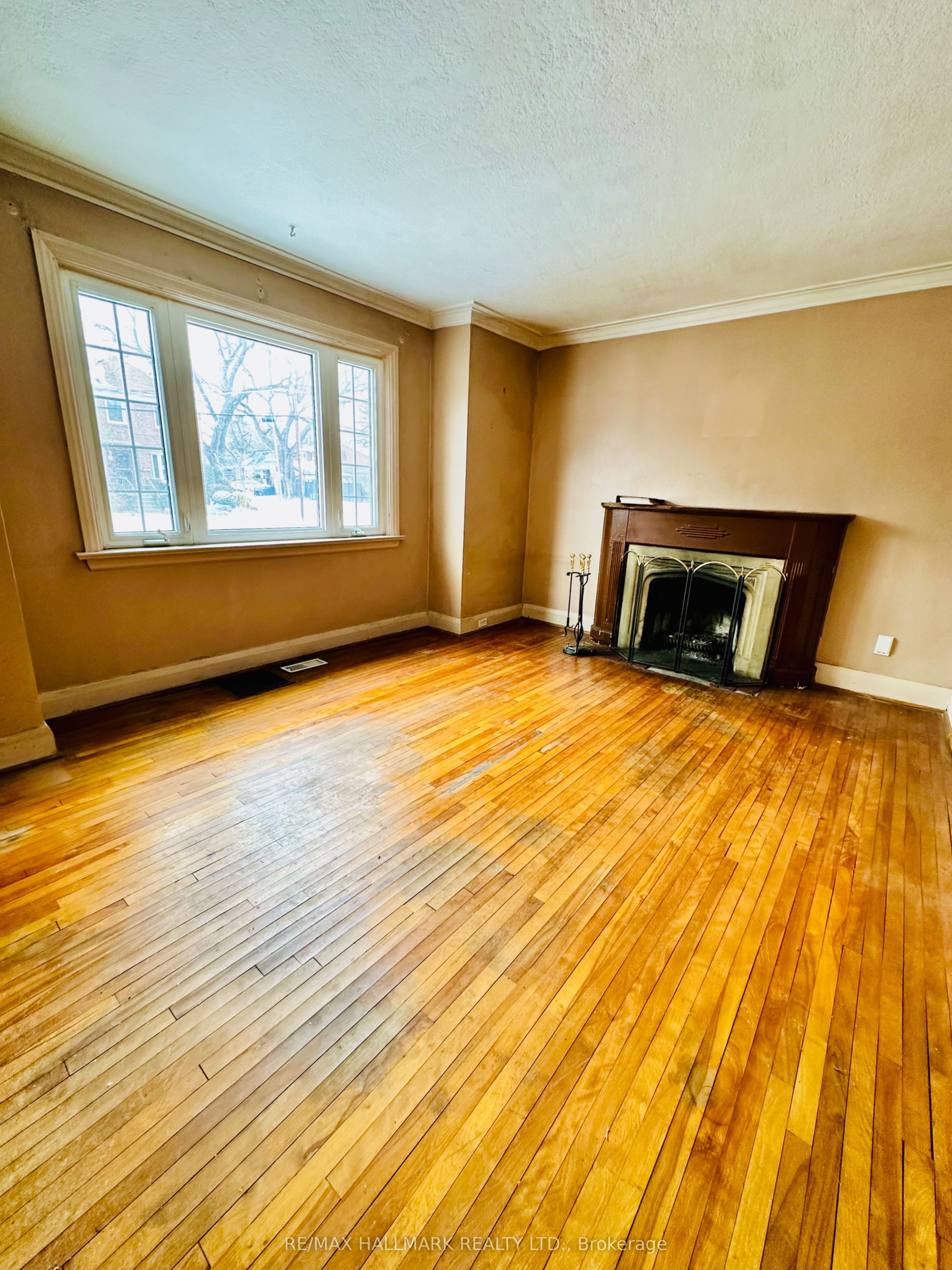 Additional image 5 of 27 Royal York Road, Toronto, ON, M8V 2T3