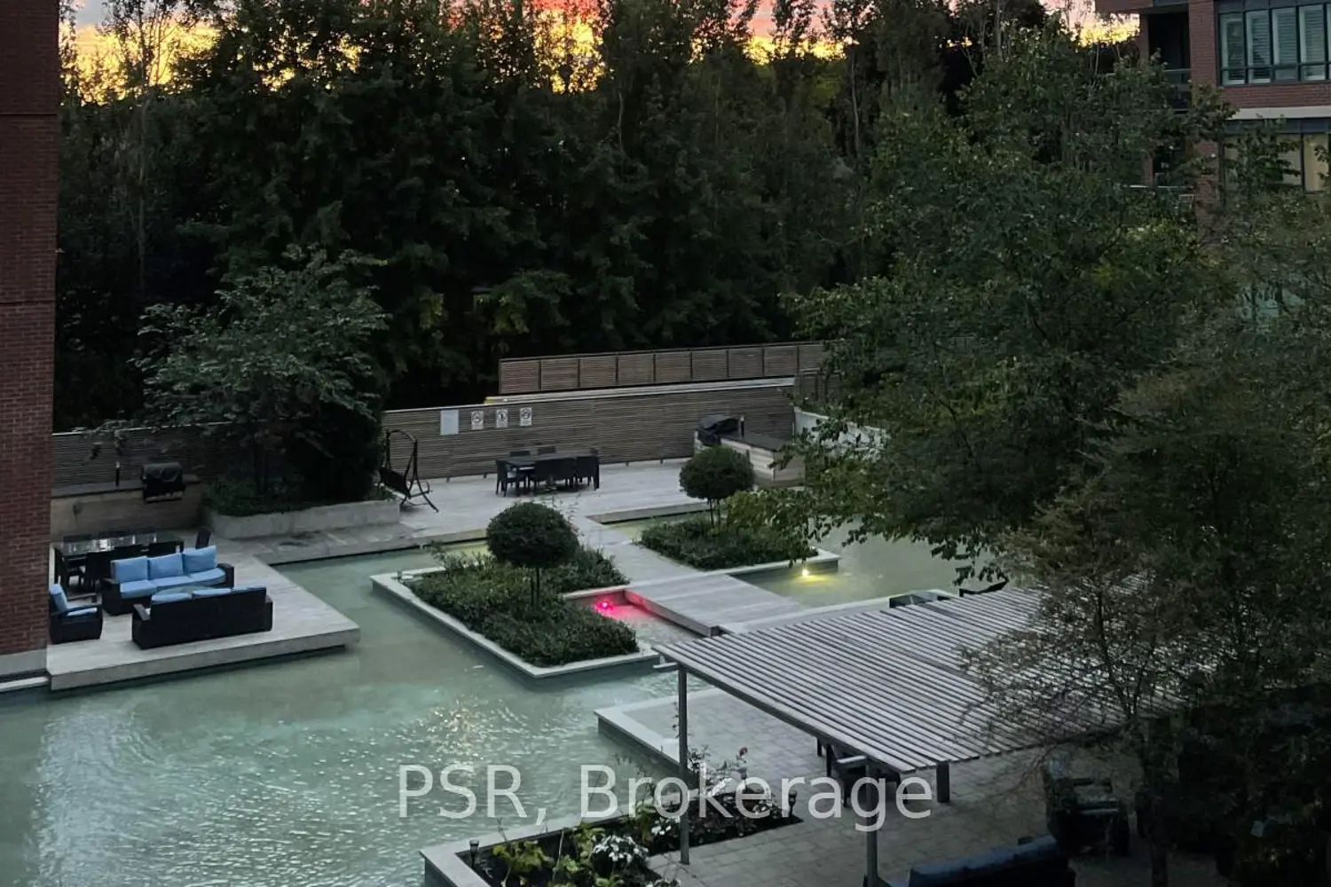 Additional image 18 of 7608 Yonge Street 306