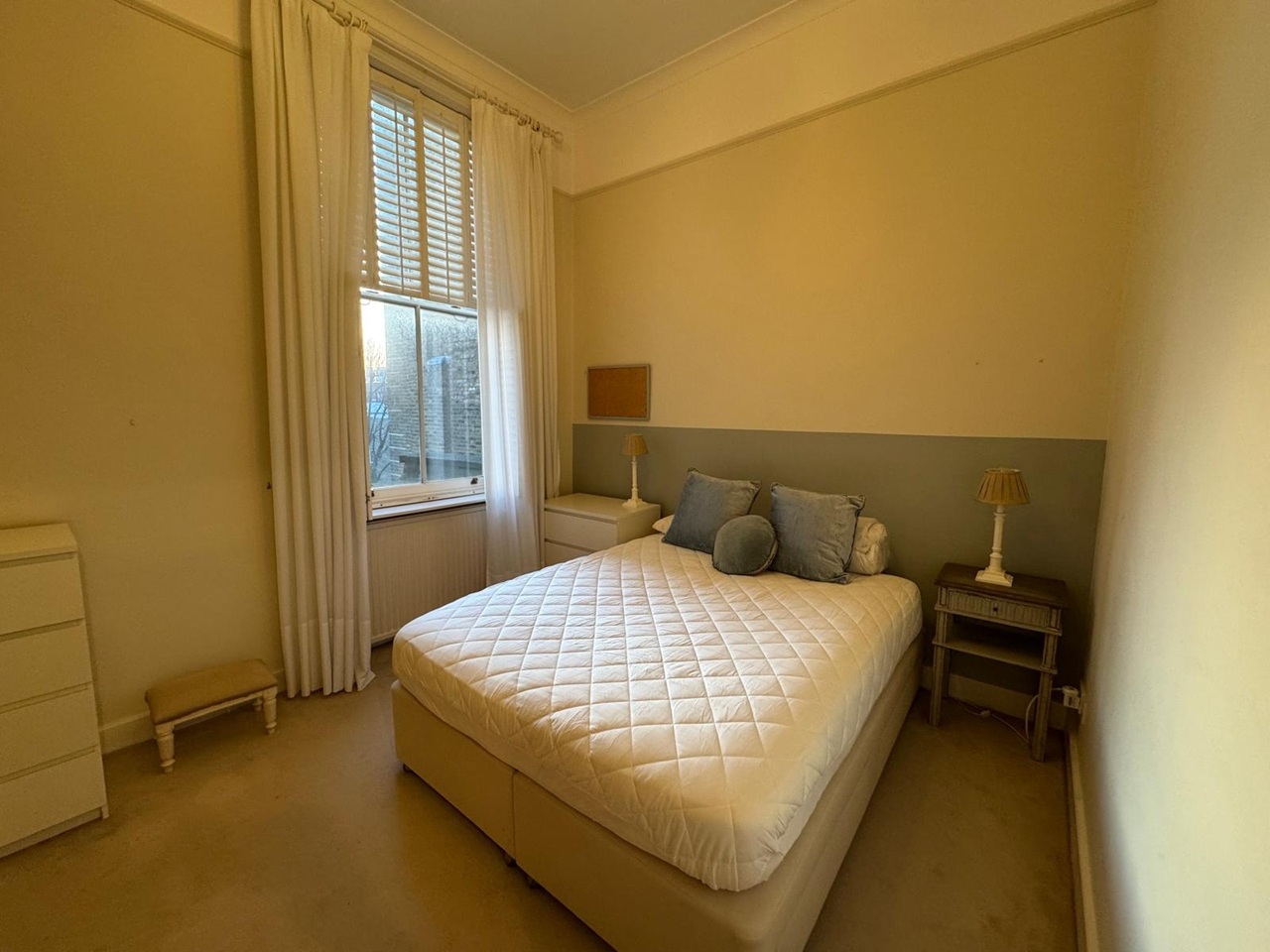 Additional image 3 of 2 Bed Flat, Earl's Court Square, SW5, N1 7GU
