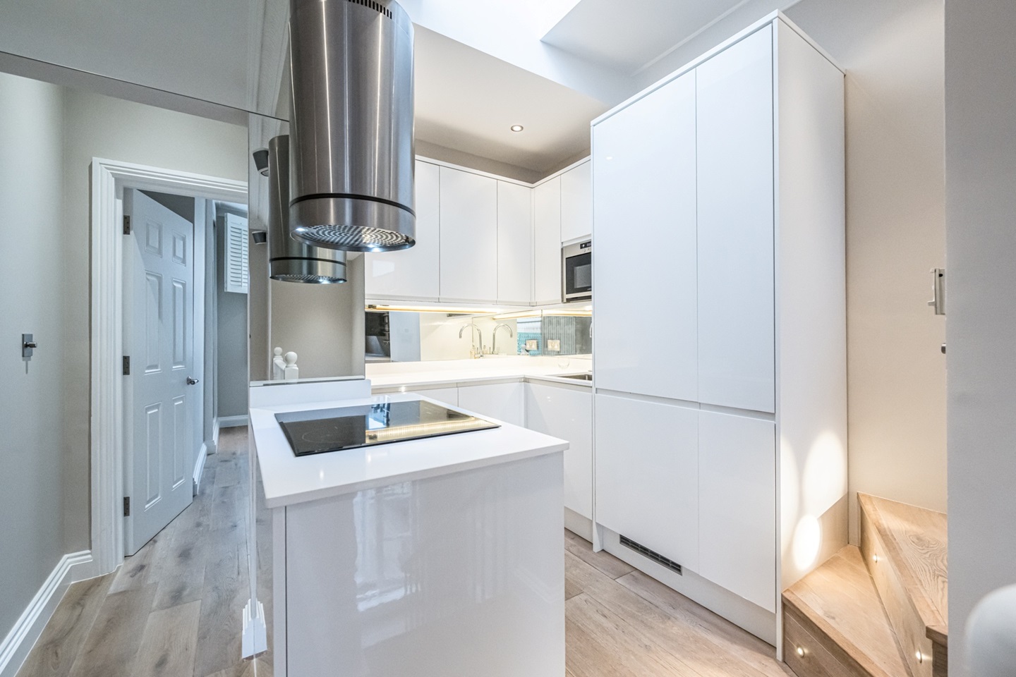 Additional image 2 of 2 Bed Flat, Hollywood Road, SW10, N1 7GU