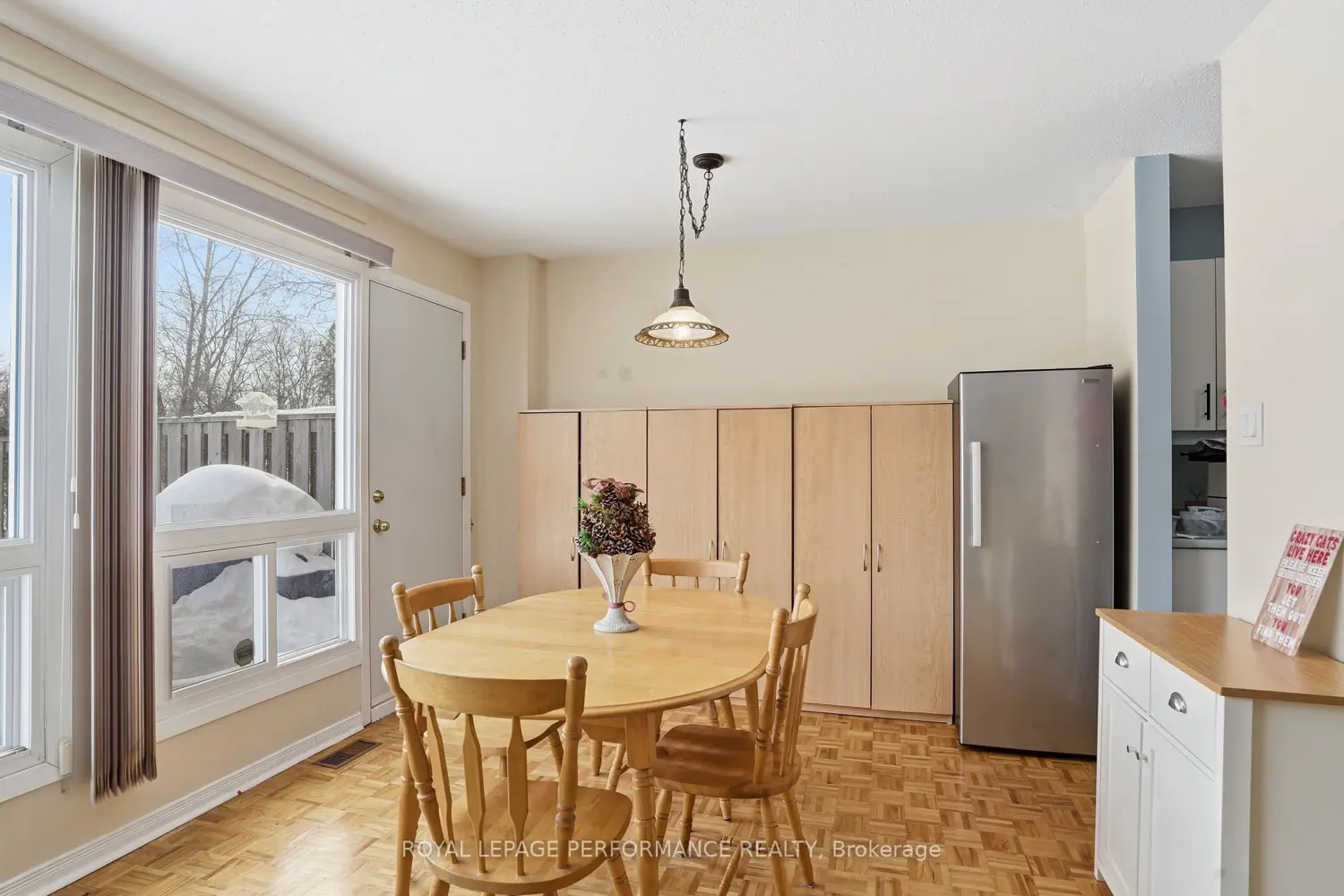 Additional image 8 of 249 Romulus Private 94