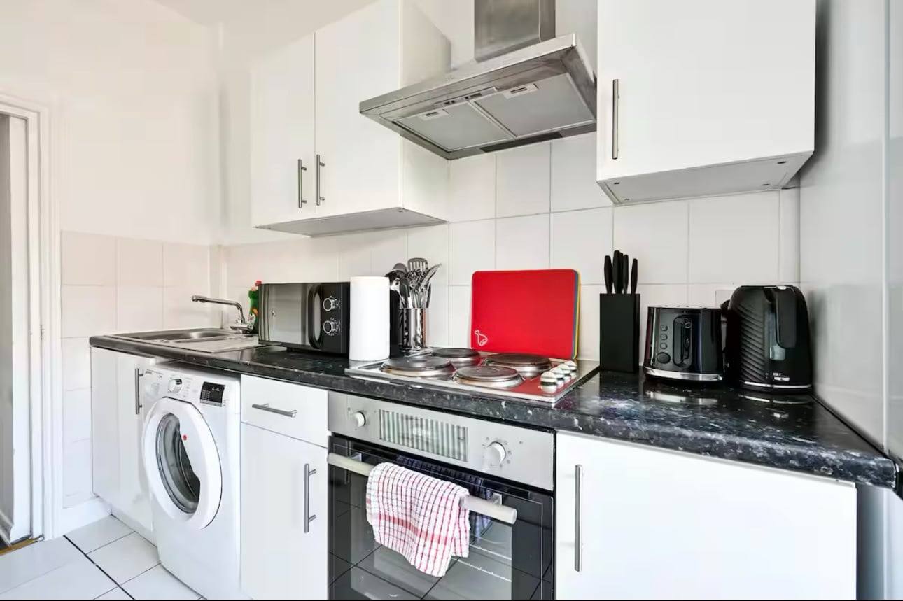 Additional image 10 of 1 Bed Flat, Camden Park Road, NW1, N1 7GU