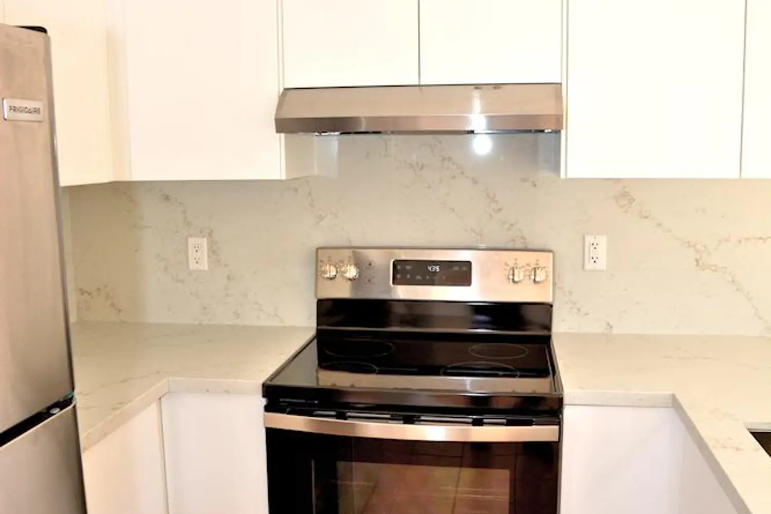 Additional image 10 of 242 Flagstone Way