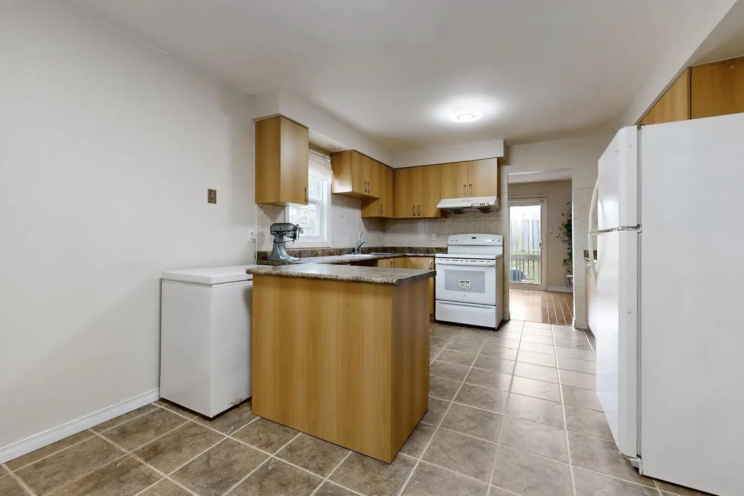 Additional image 2 of 39 Lamay Crescent