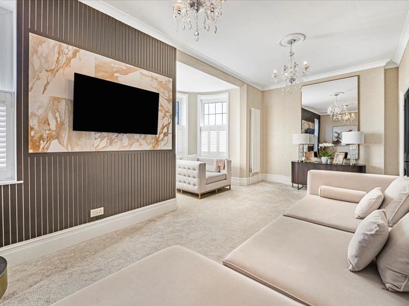 Additional image 5 of 6 bed semi-detached house for salePark Street, Bridgend CF31