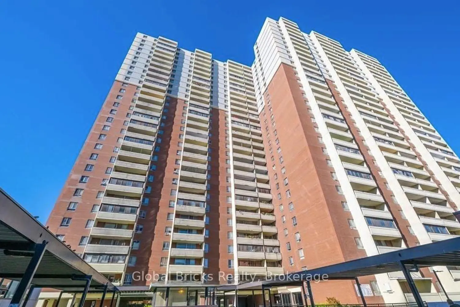 5 Massey Square 2711