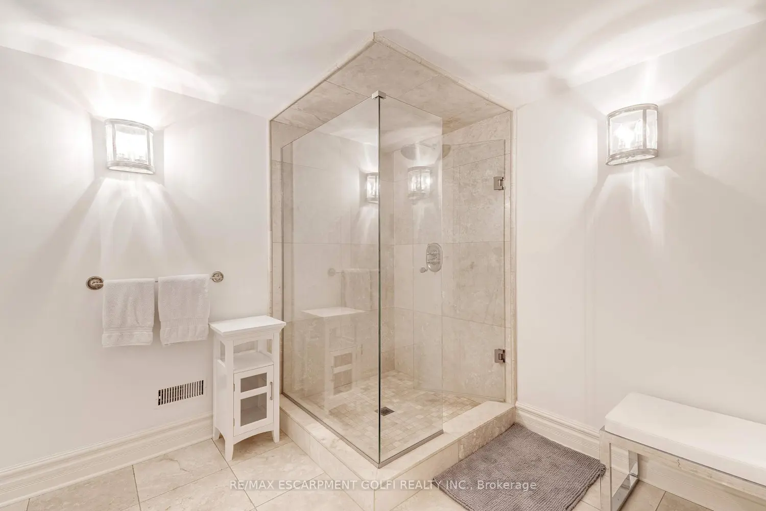 Additional image 16 of 4410 Lakeshore Road