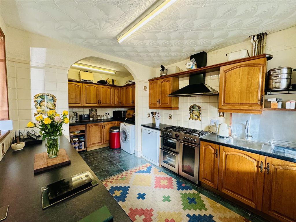 Additional image 4 of 7 bed property for saleClarence Street, Brynmawr, Ebbw Vale NP23