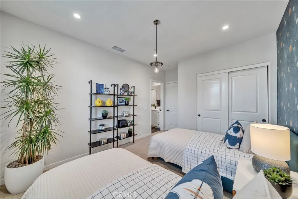Additional image 19 of 124 Sunnyside, Irvine, CA 92618
