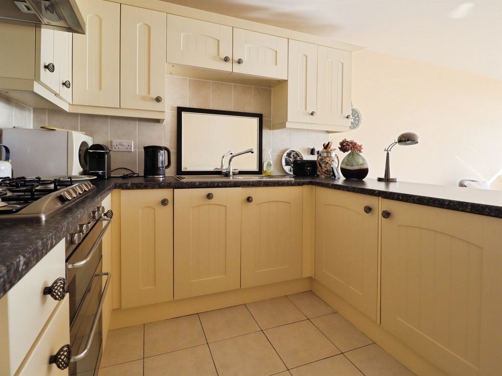 Additional image 5 of 1 bed flat for saleBeach Road, Porthcawl CF36