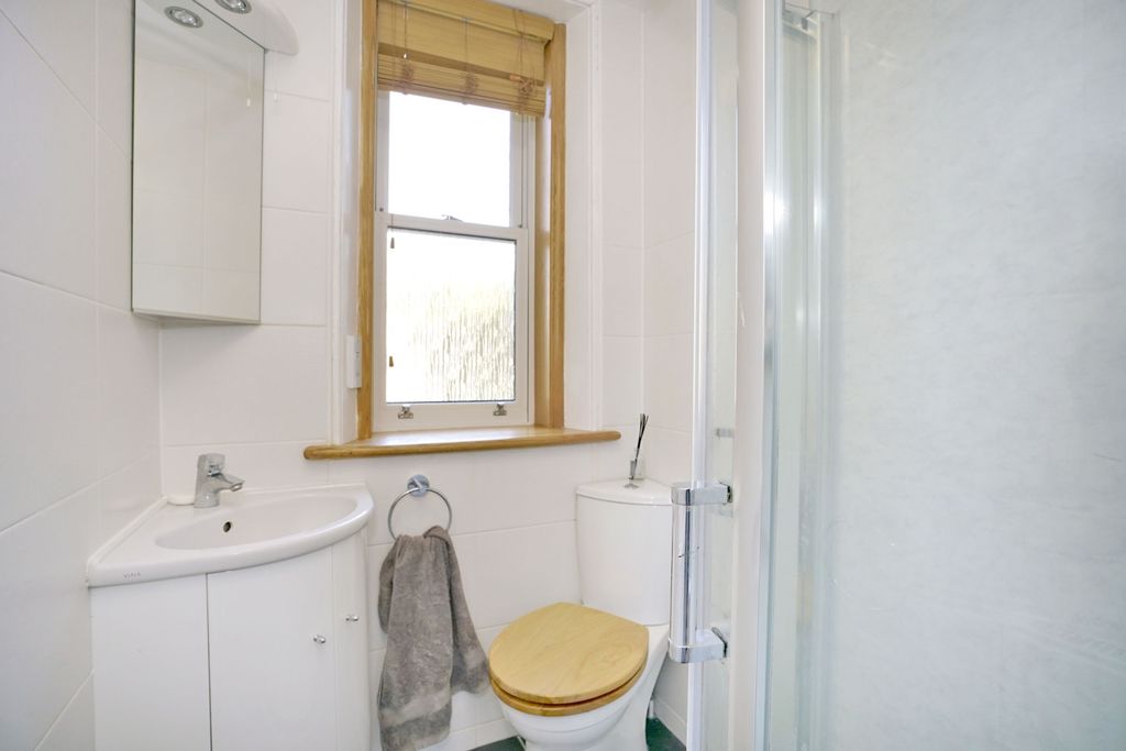 Additional image 11 of 3 bed flat for sale162 Mid Stocket Road, Aberdeen AB15