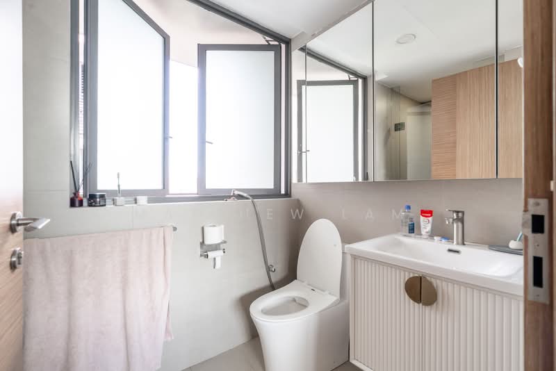 Additional image 13 of 11 Fernvale Lane