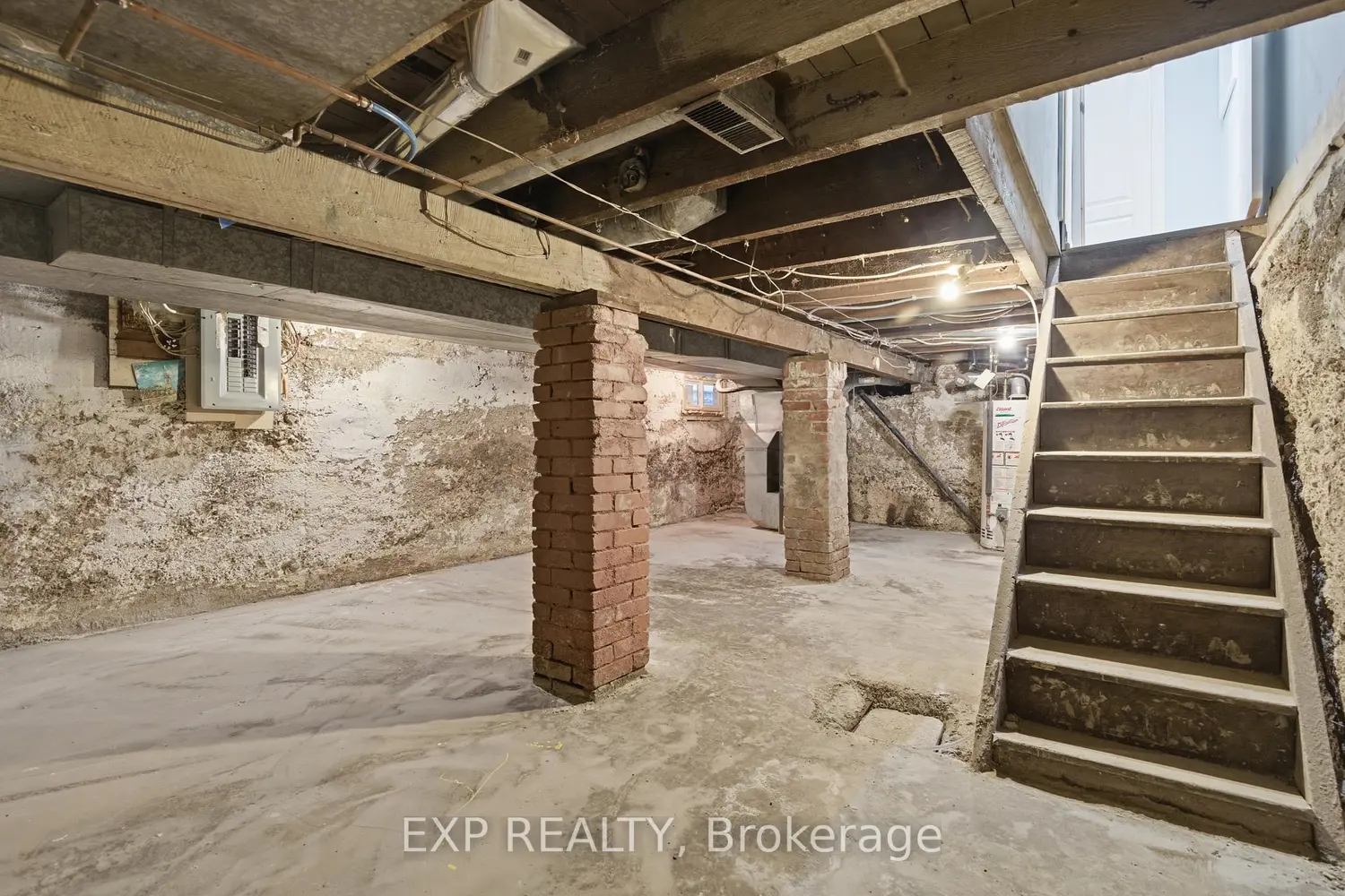 Additional image 17 of 149 Lottridge Street