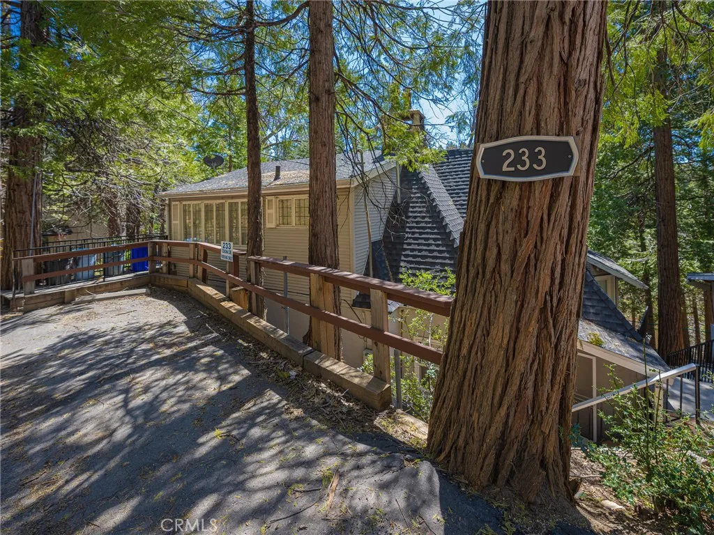 Additional image 130 of 233 Corona Ln, Lake Arrowhead, CA 92352