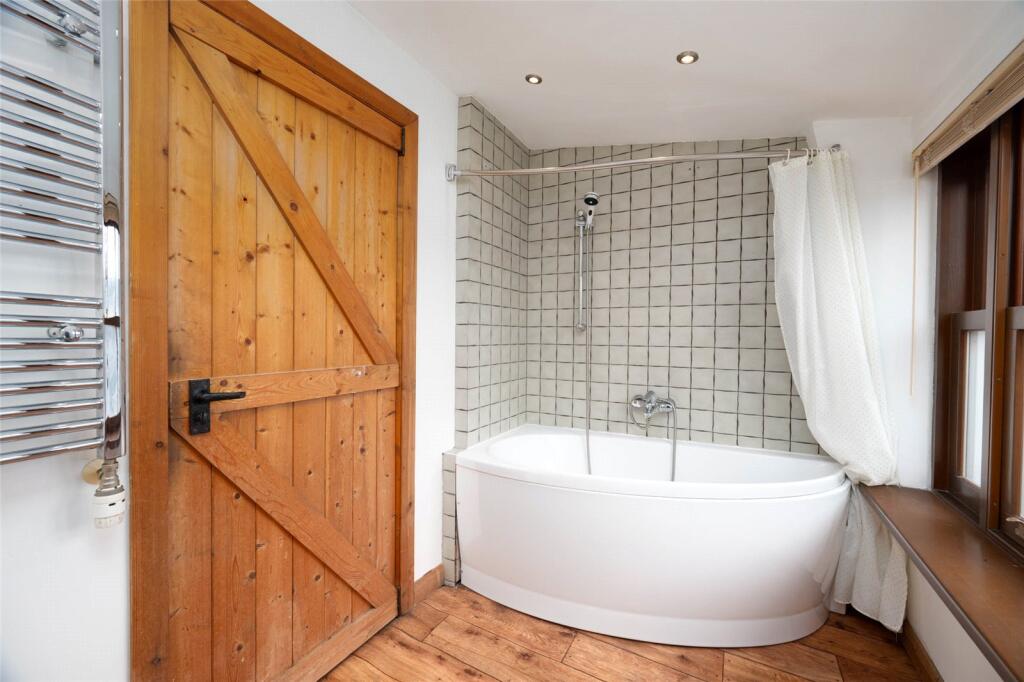 Additional image 18 of Flat E, 1 Arbuthnott Street, Stonehaven, Aberdeenshire, AB39