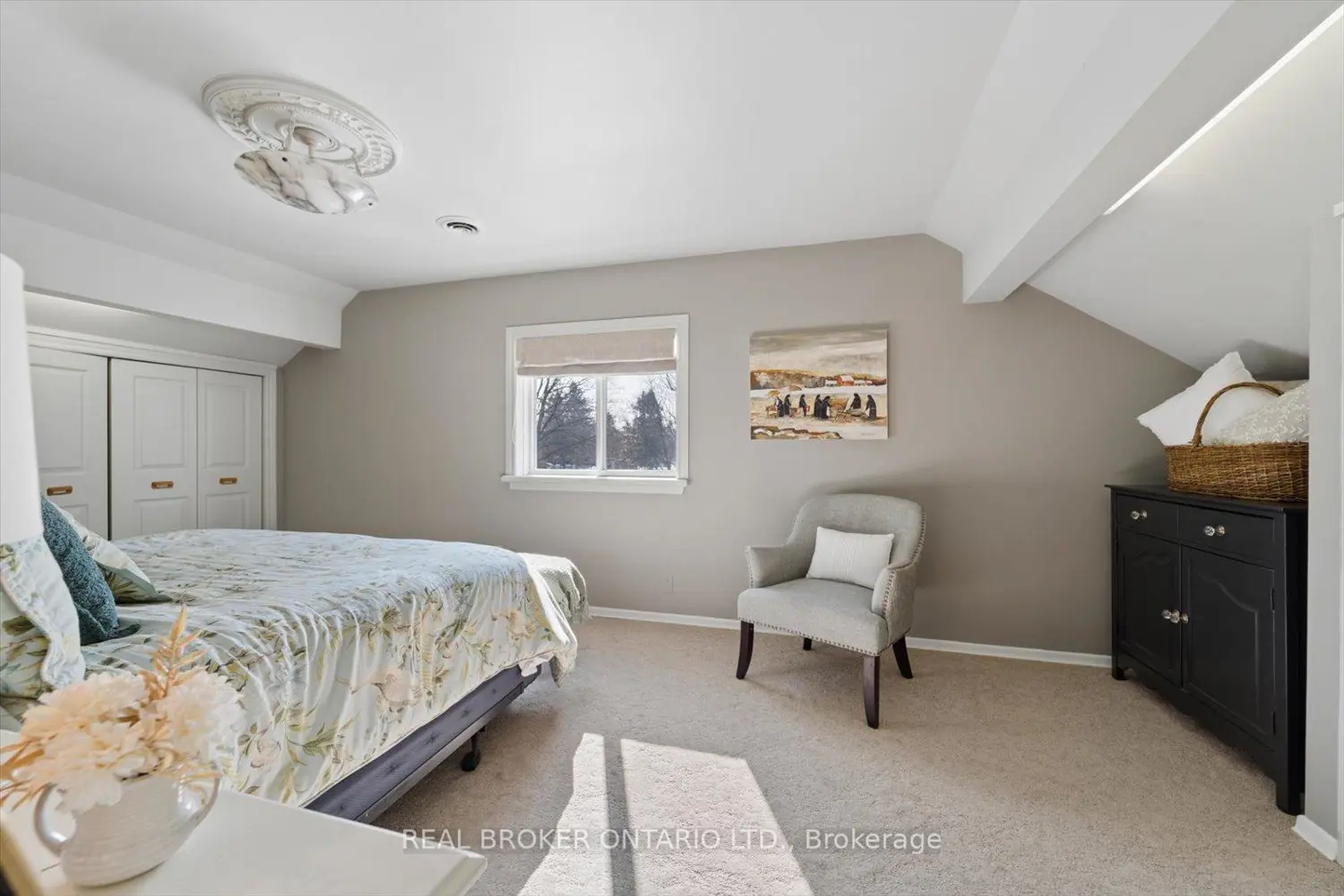 Additional image 14 of 1449 Champlain Drive