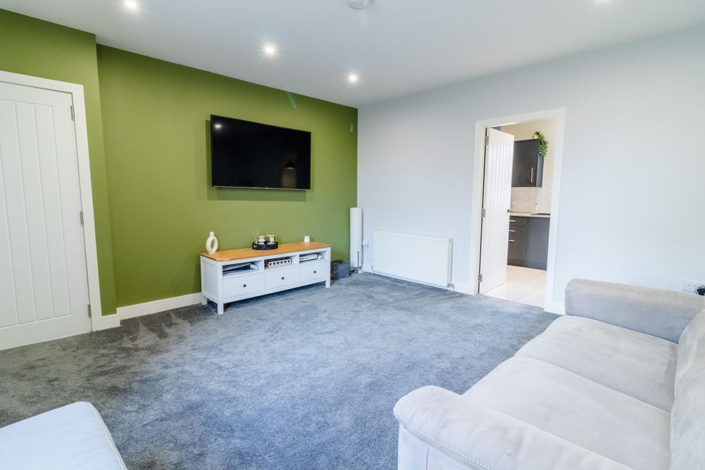 Additional image 8 of 2 bed flat for saleGibson Place, Montrose DD10