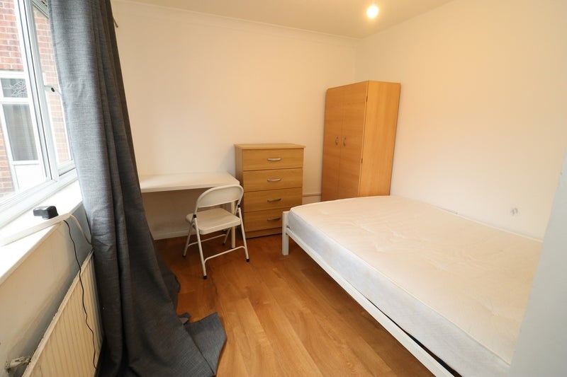 Additional image 3 of Room in a Shared House, Corfield St, E2, N1 7GU