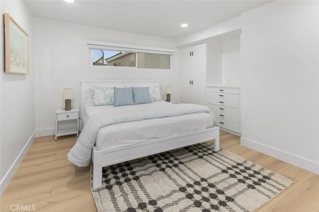 Additional image 13 of 114 Onyx Ave, Newport Beach, CA 92662