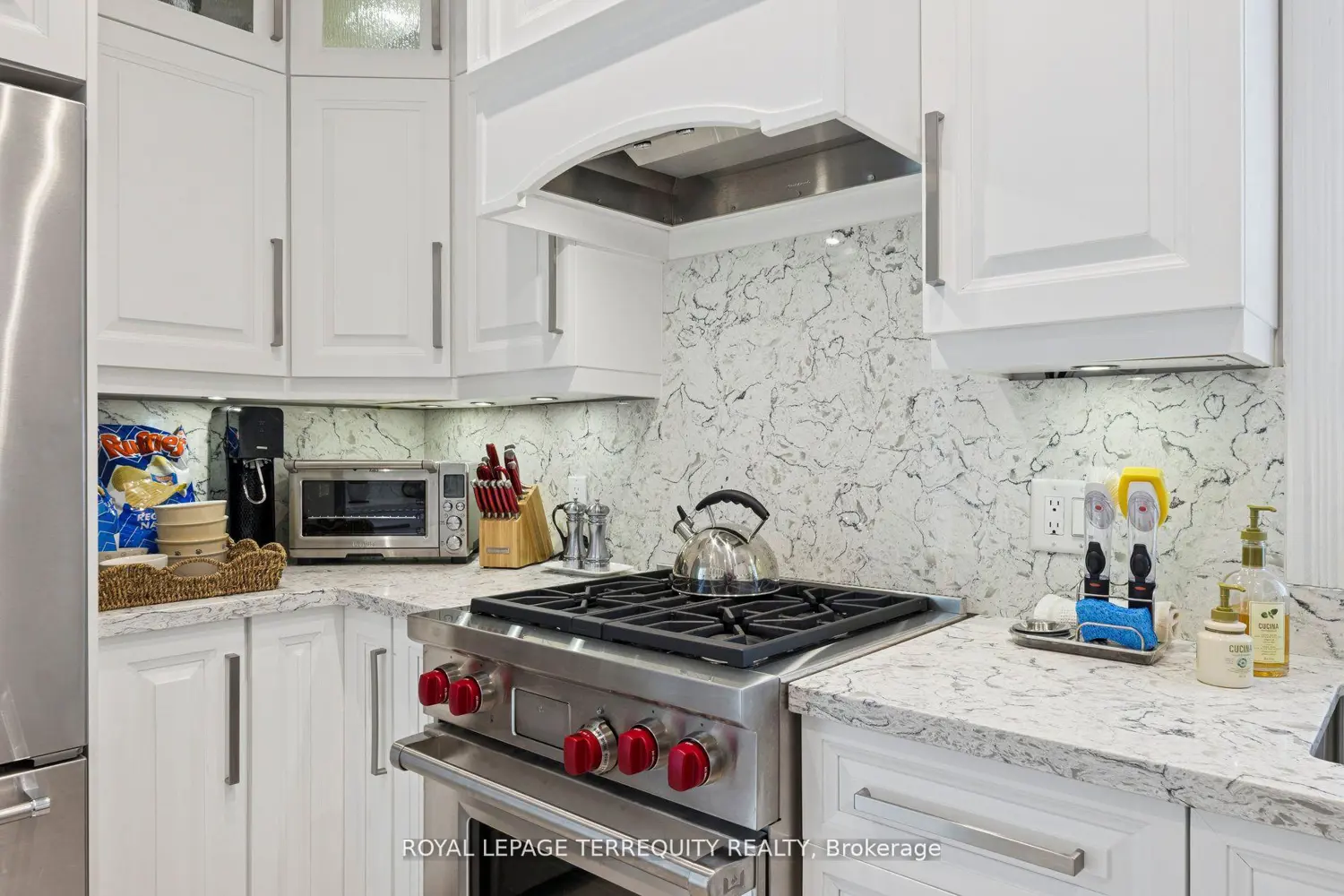 Additional image 6 of 567 Kingston Road