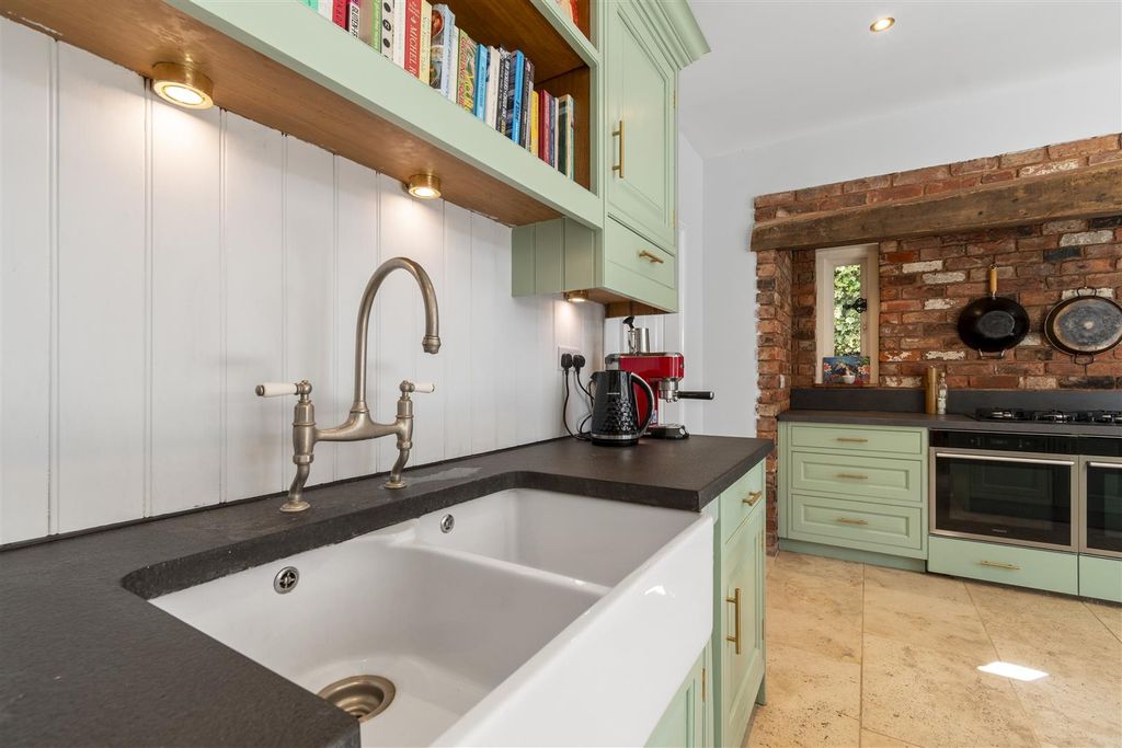Additional image 21 of 5 bed detached house for saleFootherley Road, Shenstone, Lichfield WS14