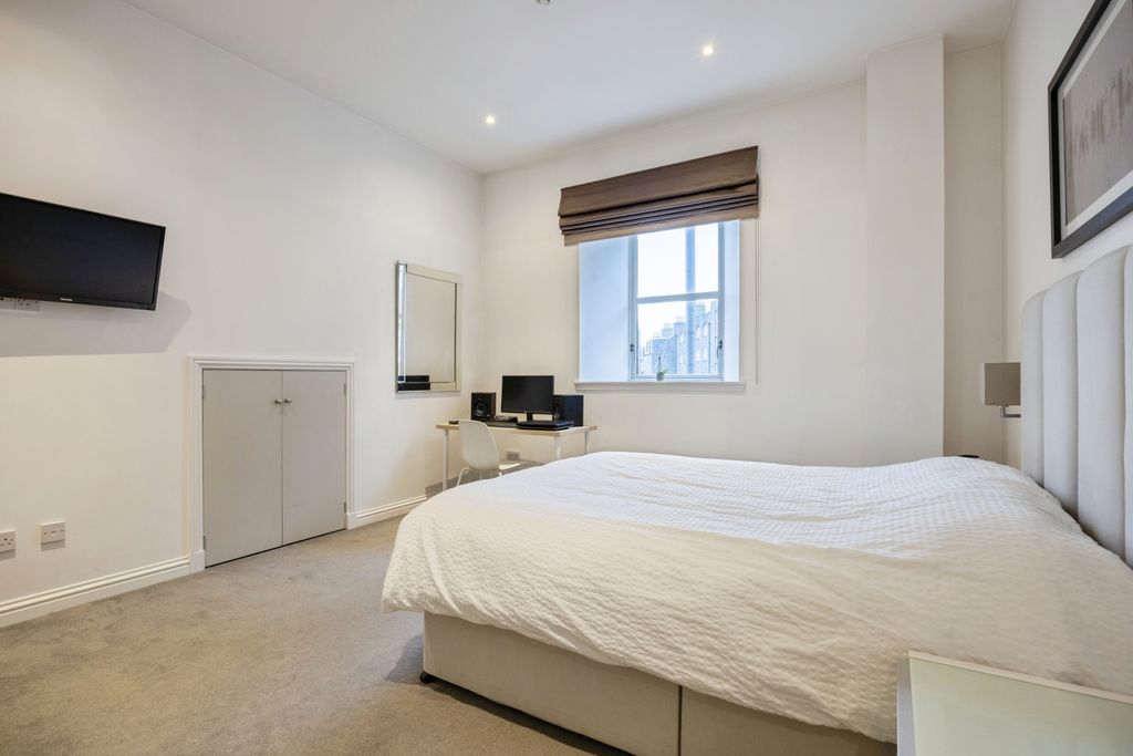 Additional image 10 of 2 bed flat for saleRosemount Place, Aberdeen AB25