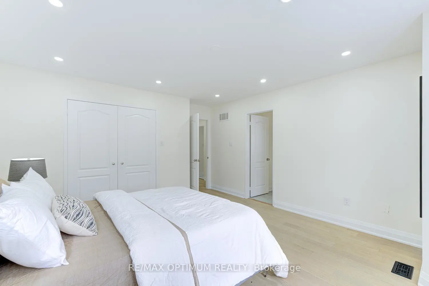 Additional image 5 of 13 Ribbon Drive