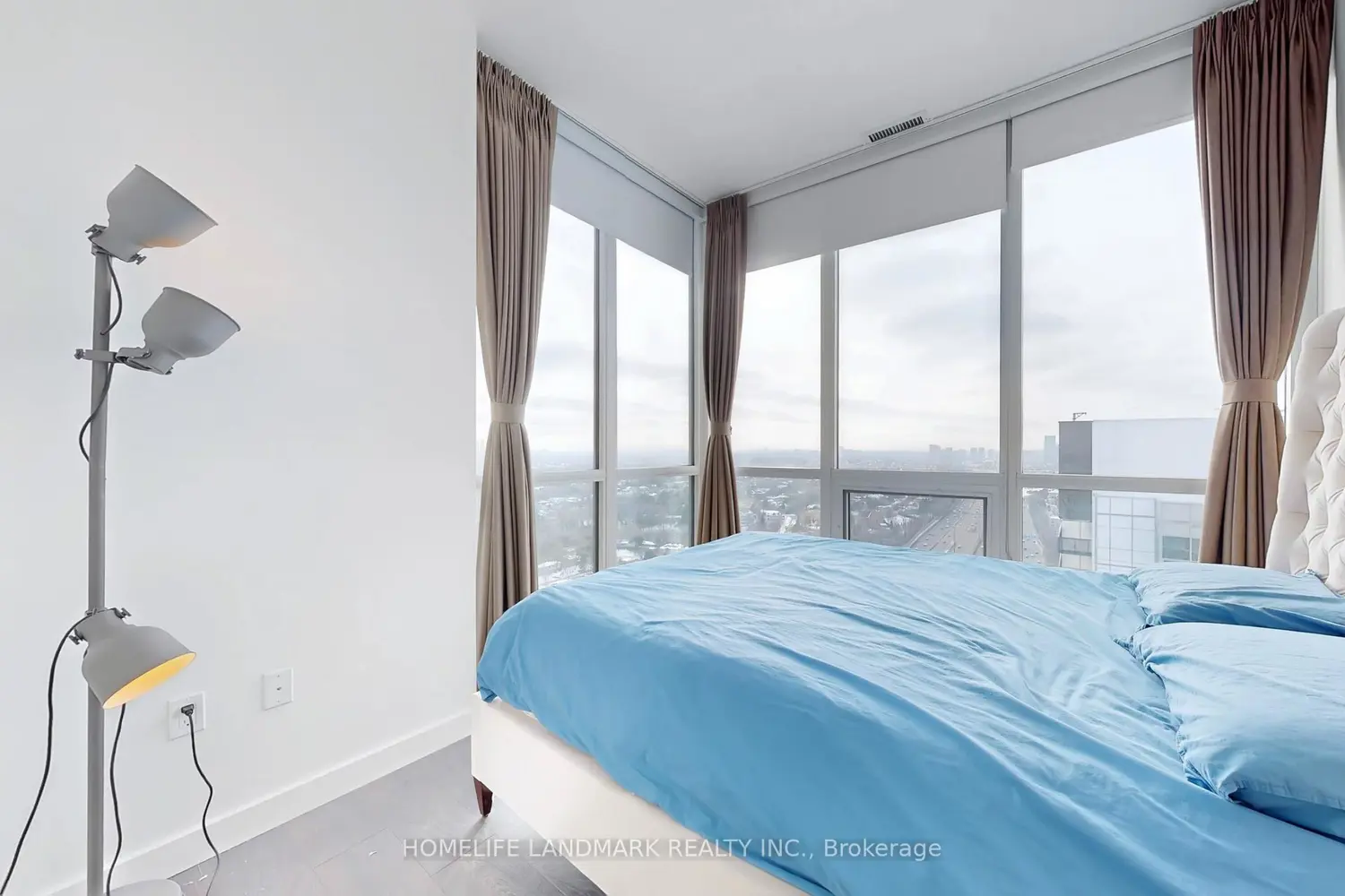 Additional image 7 of 85 Mcmahon Drive Ph3803