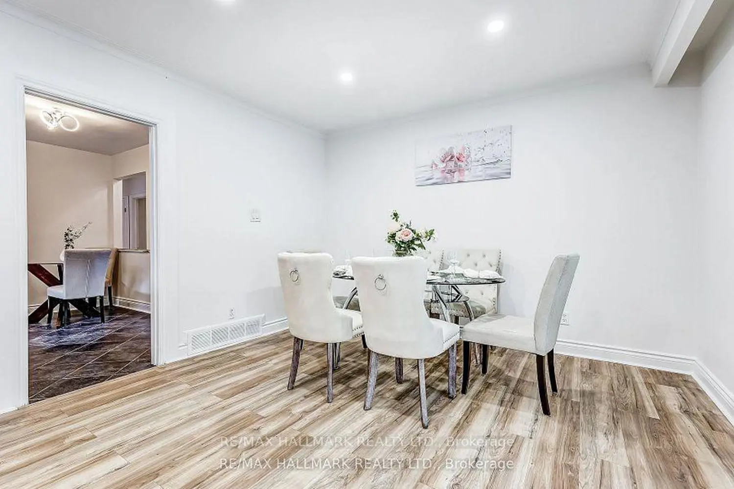 Additional image 6 of 51 Aurora Heights Drive