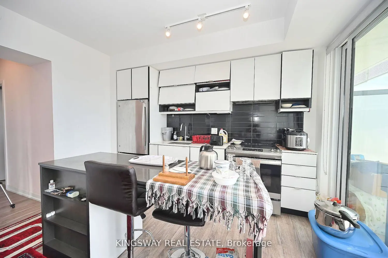 Additional image 7 of 4065 Confederation Parkway 1410