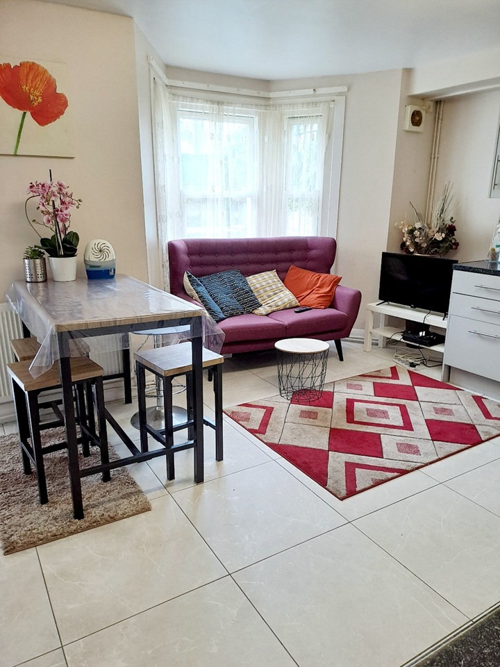 Additional image 5 of Room in a Shared House, Graces Road, SE5, N1 7GU