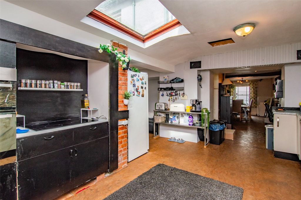 Additional image 14 of 8 bed flat for saleStone Street, Llandovery, Carmarthenshire SA20