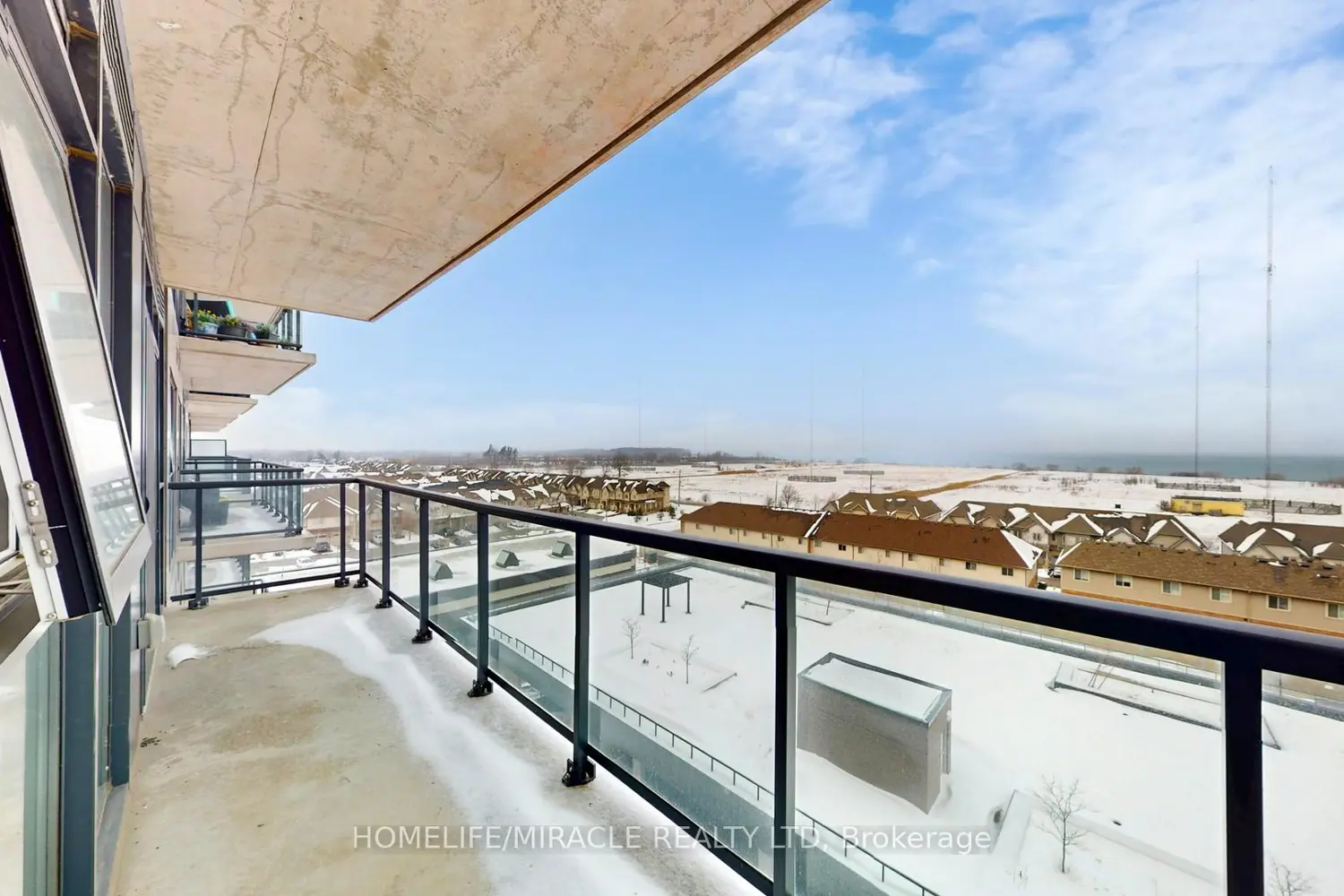 Additional image 11 of 560 North Service Road 607