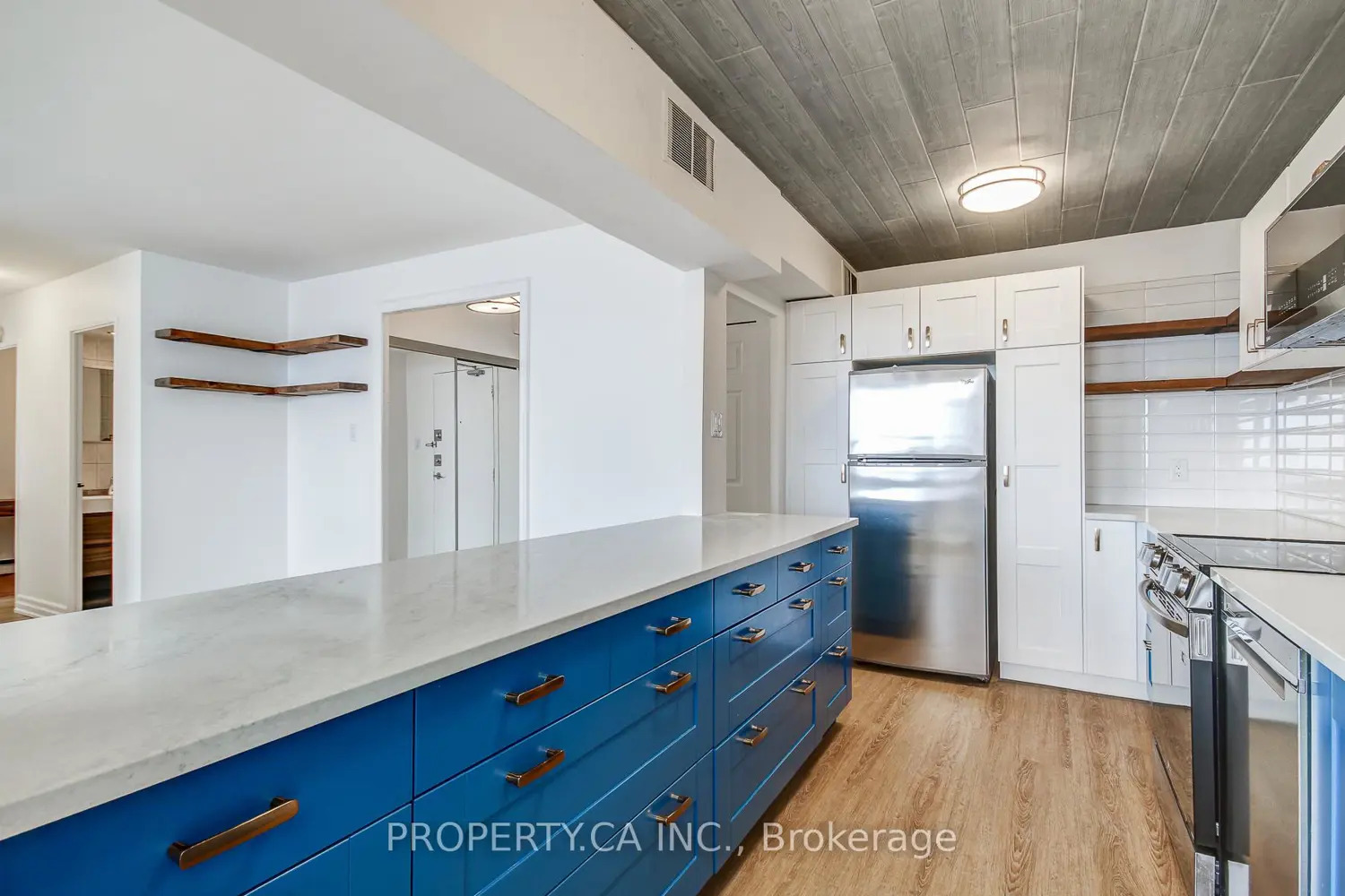 Additional image 3 of 155 Marlee Avenue 1706