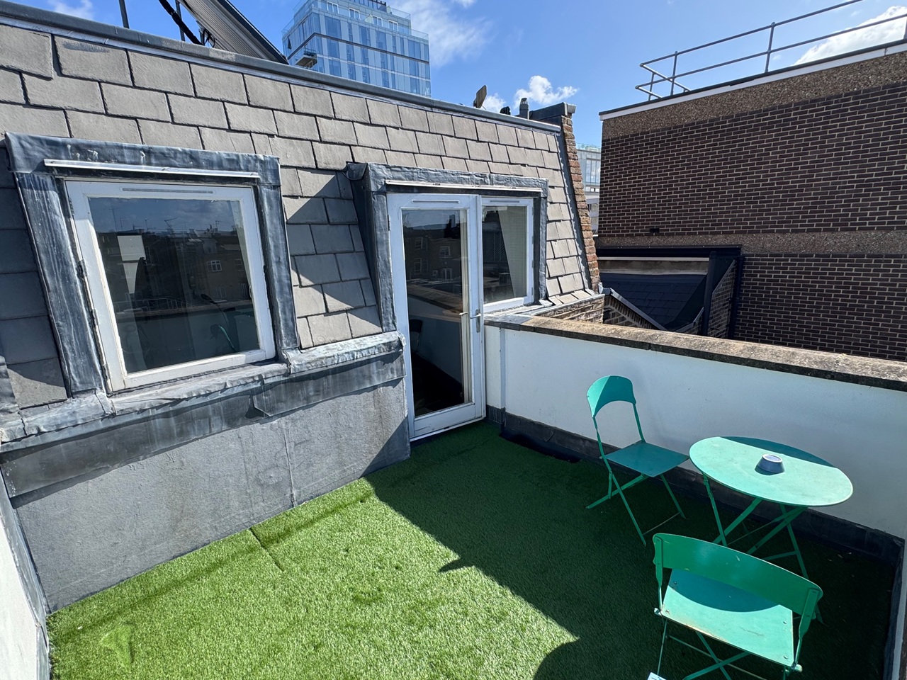 1 Bed Penthouse, Seagrave Road, SW6, N1 7GU