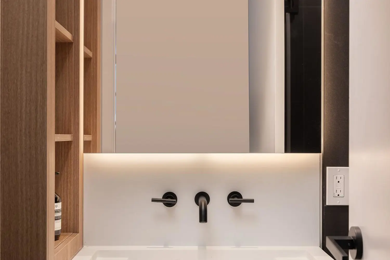 Additional image 17 of 55 Charles Street 3001