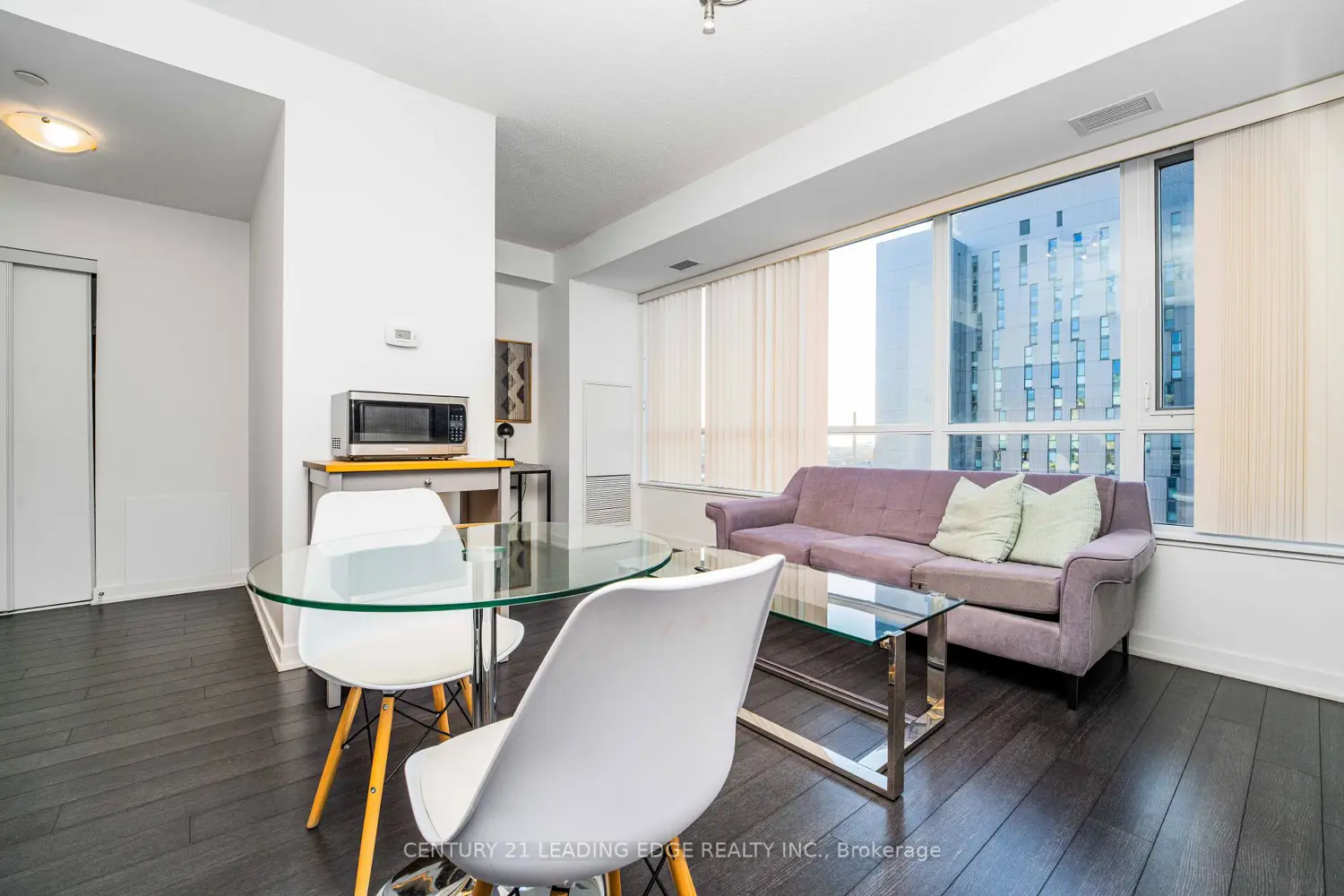 Additional image 8 of 181 Huron Street 1605